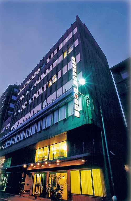 Crystal Hotel Варезе Экстерьер фото